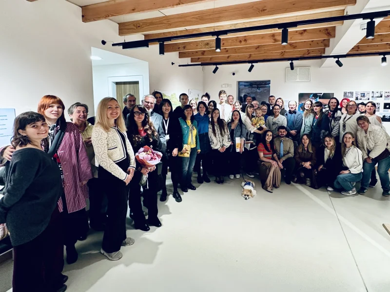 Co-curators, families and friends together